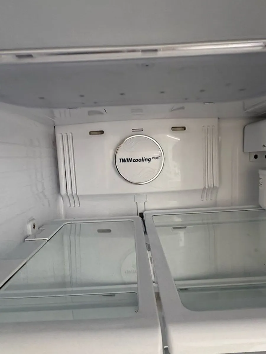 Fridge - Image 3
