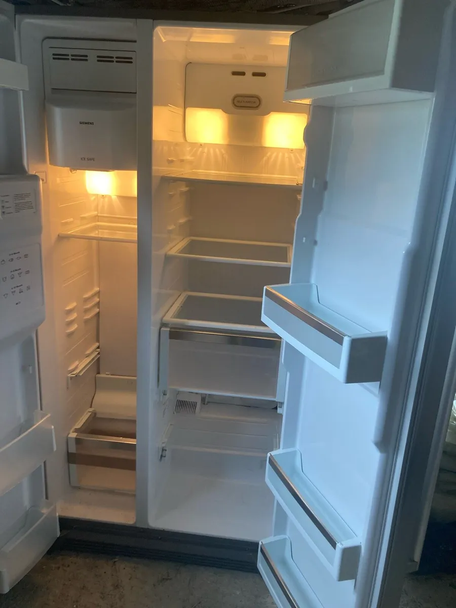 fridge/freezer - Image 2