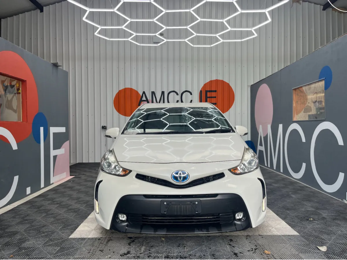 Toyota Prius 1.8 HYBRID / 92k KMs / 7 SEATS , REVE - Image 2