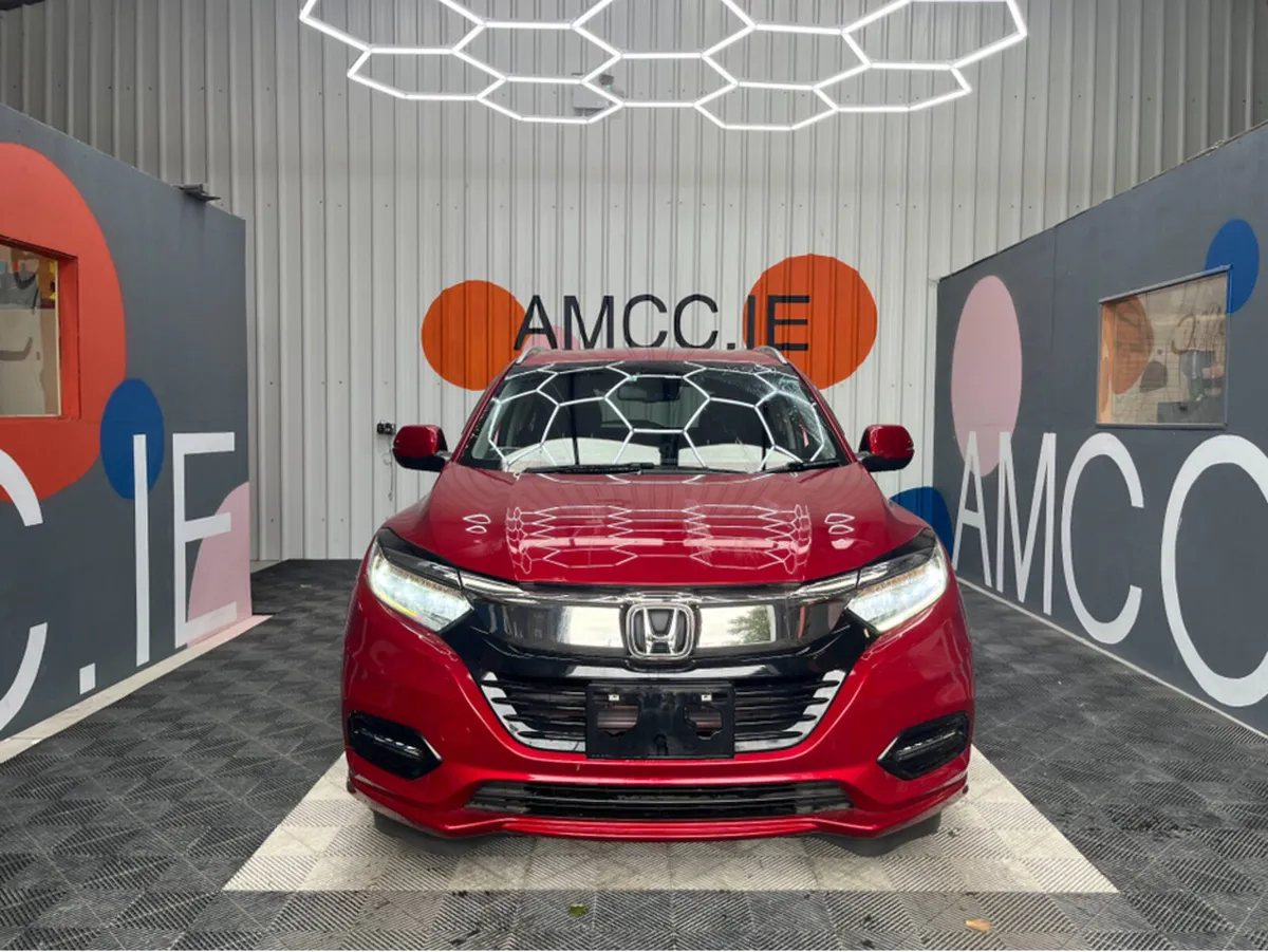 Honda Vezel 1.5 HYBRID / 28k KMs / HEATED SEATS , - Image 2