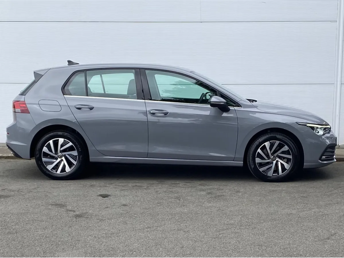 Volkswagen Golf 1.4 TSI E-HYBRID SE 201BHP 5DR - Image 4