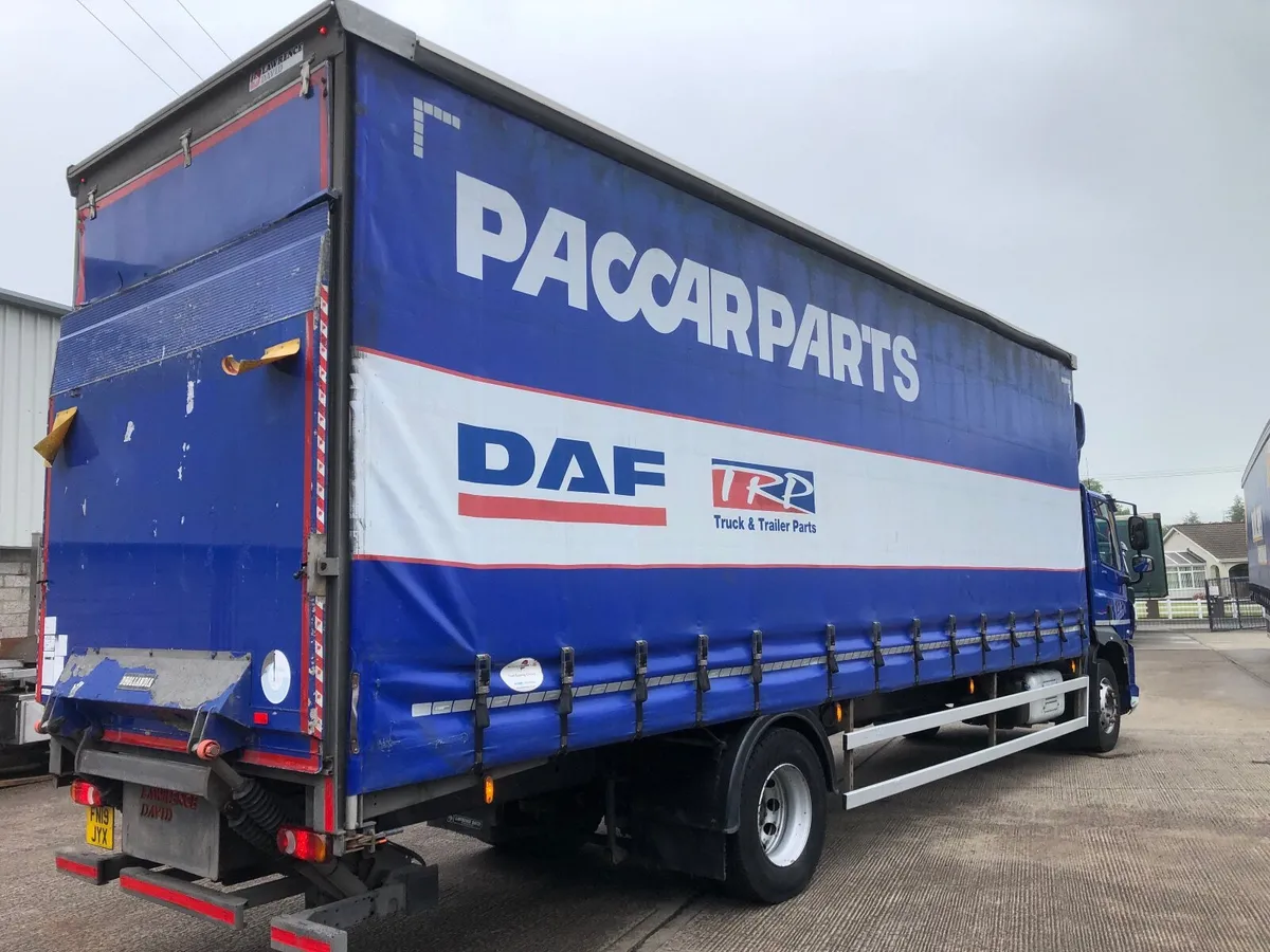 2019 Daf cf 260 curtianside cantilever tailift - Image 3