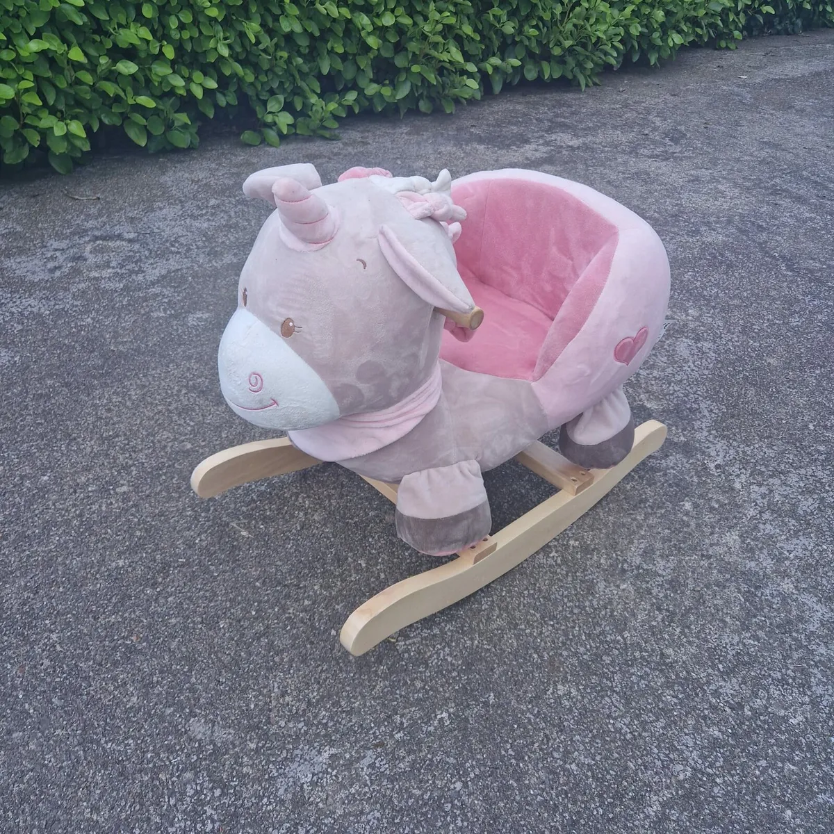 Unicorn rocking chair - Image 1