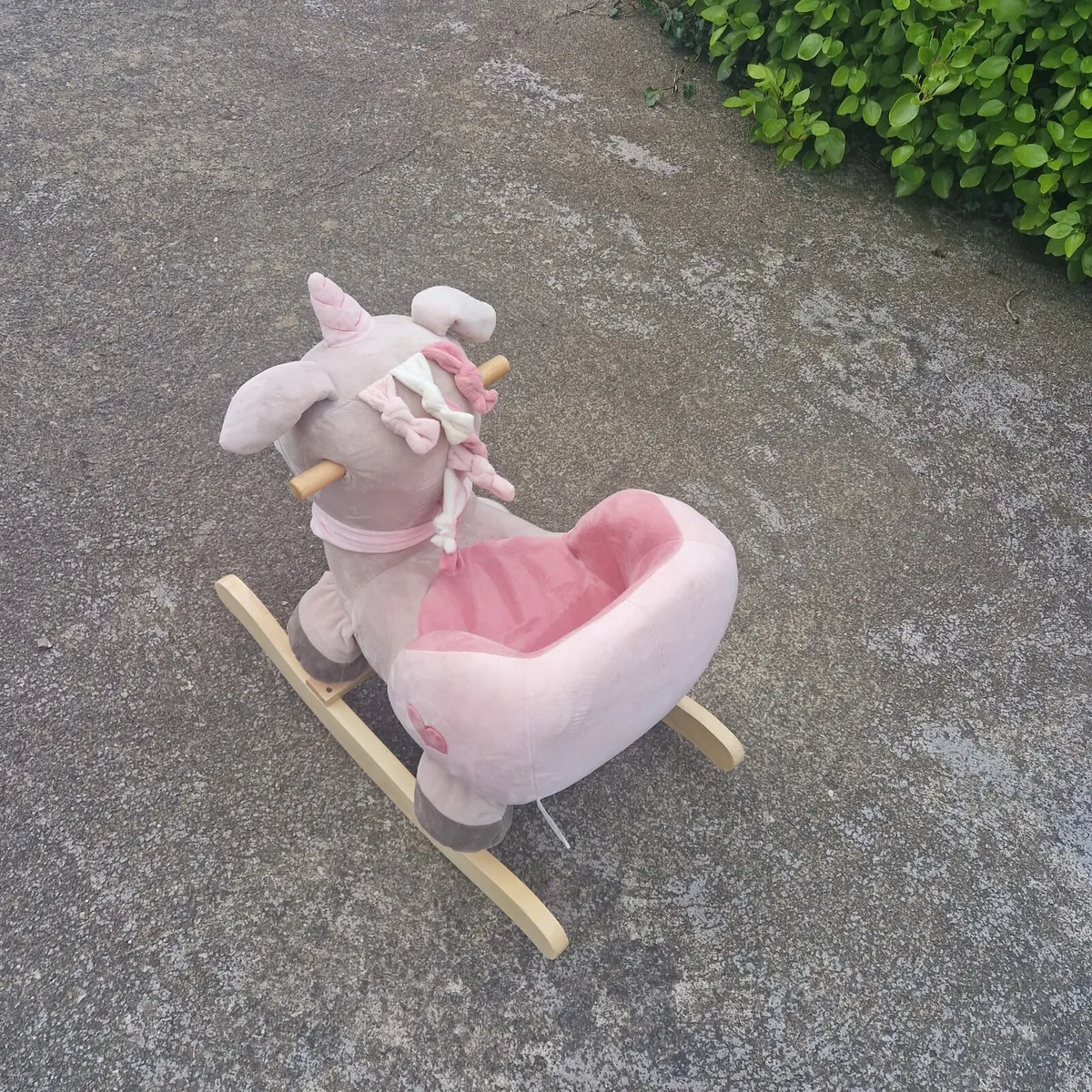 Unicorn rocking chair - Image 3