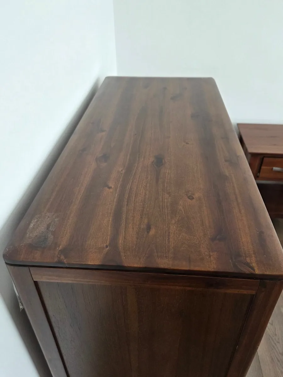 5 Drawer Dresser - Antique Pine - Image 2