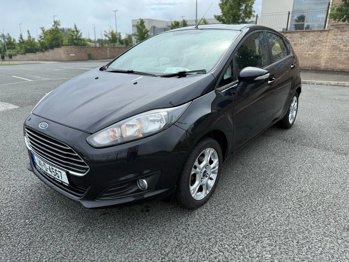 2014 Ford Fiesta Extremely Low Mileage 35000 Kms - Image 3