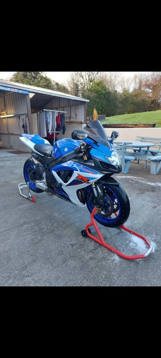 Suzuki K7 GSXR - Image 2
