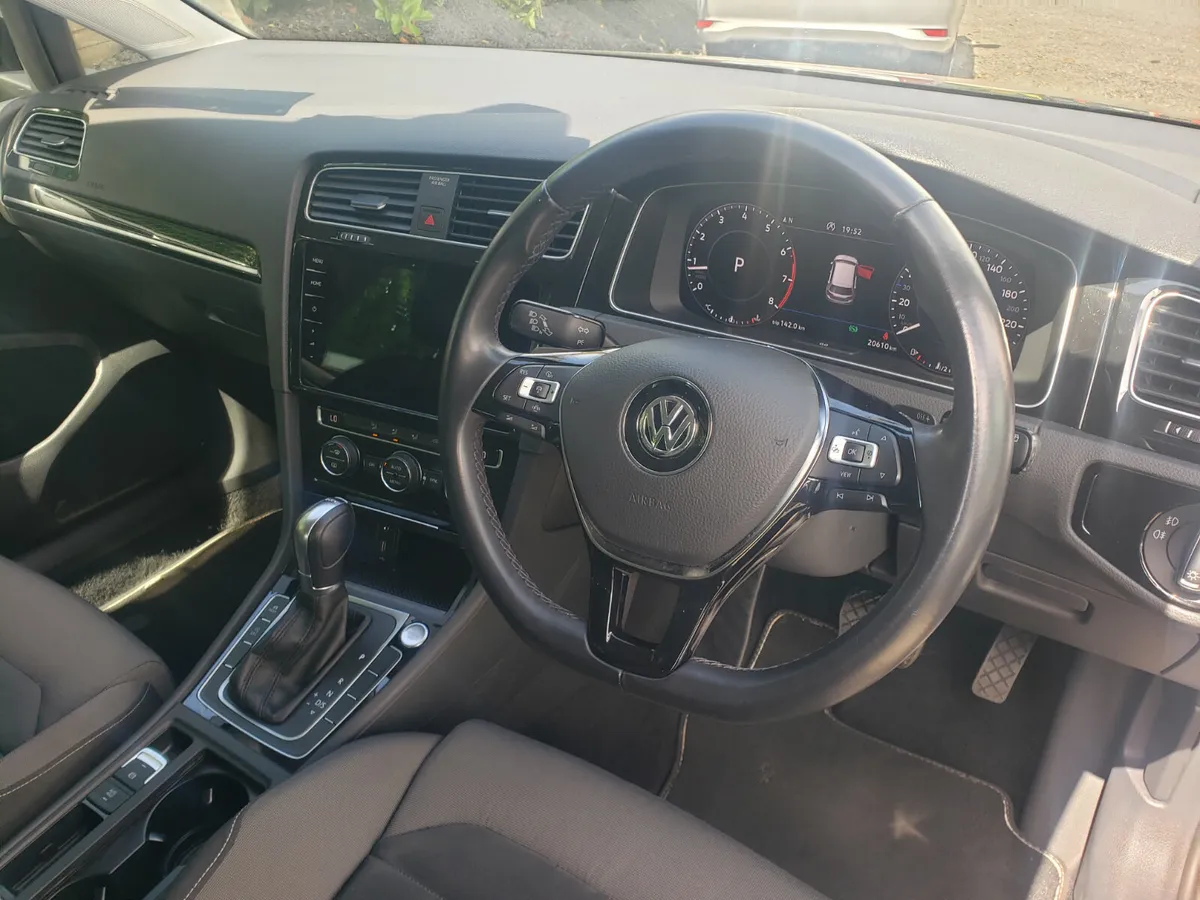 Volkswagen Golf 2019 - Image 3