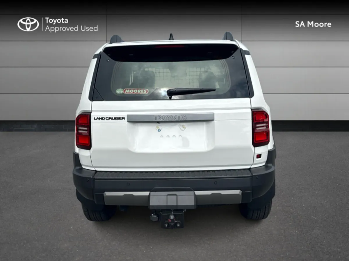 Toyota Land Cruiser 2 SEAT COMMERCIAL - Image 4