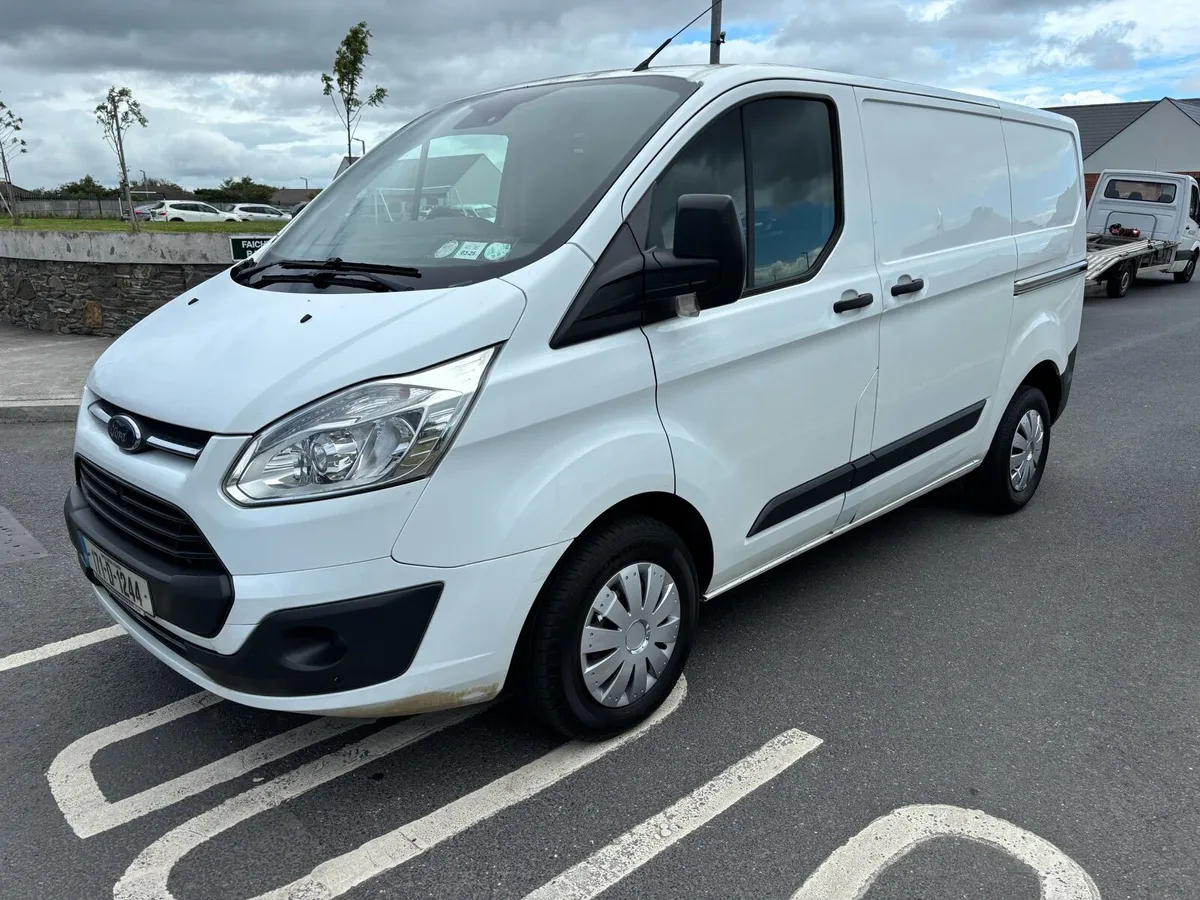 Ford transit custom trend model New cvrt 12 months - Image 2