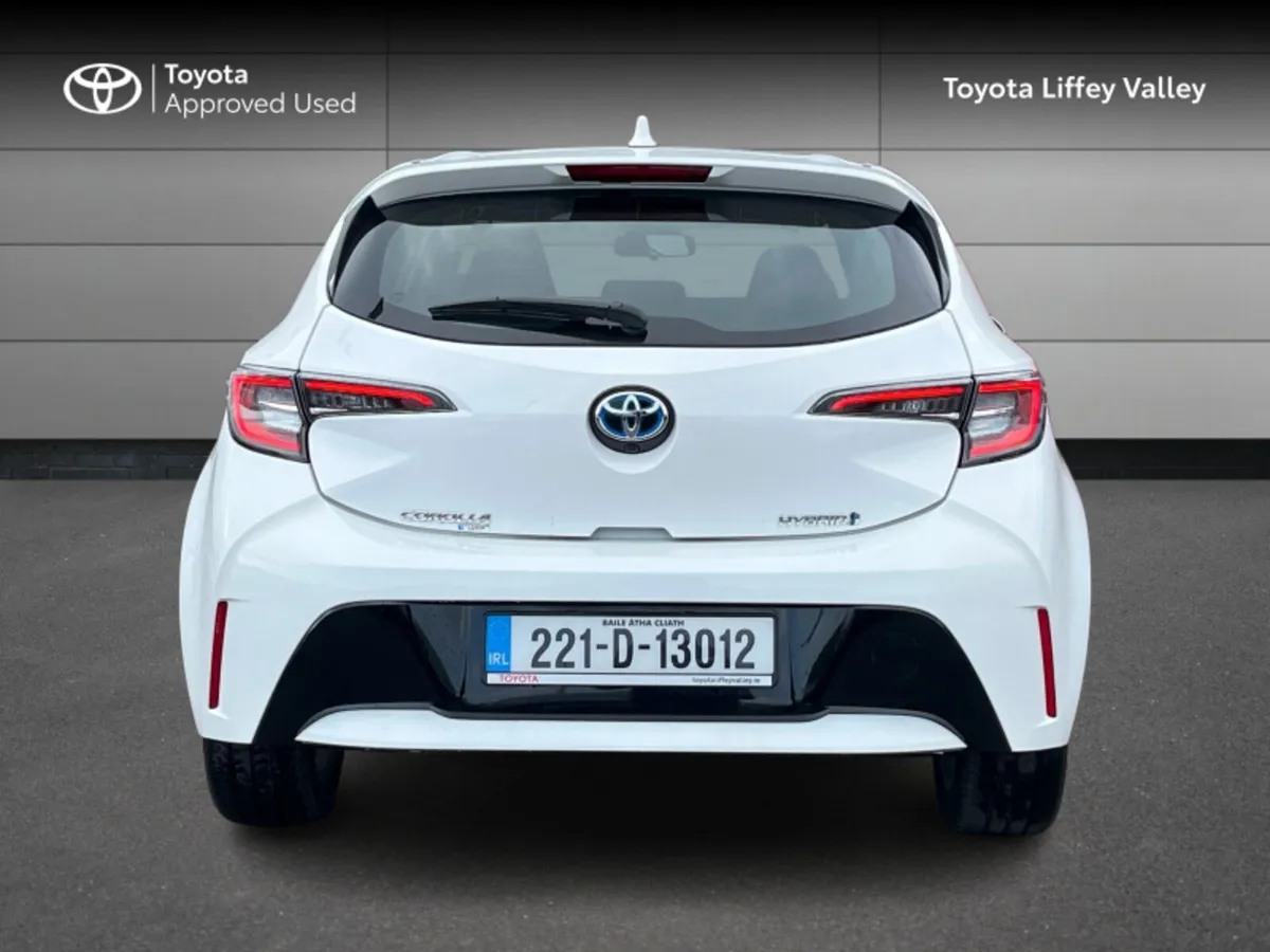 Toyota Corolla HYBRID LUNA H/B 4DR AUTO - Image 4