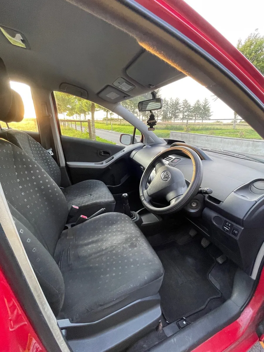 2008 Toyota Yaris - Image 4