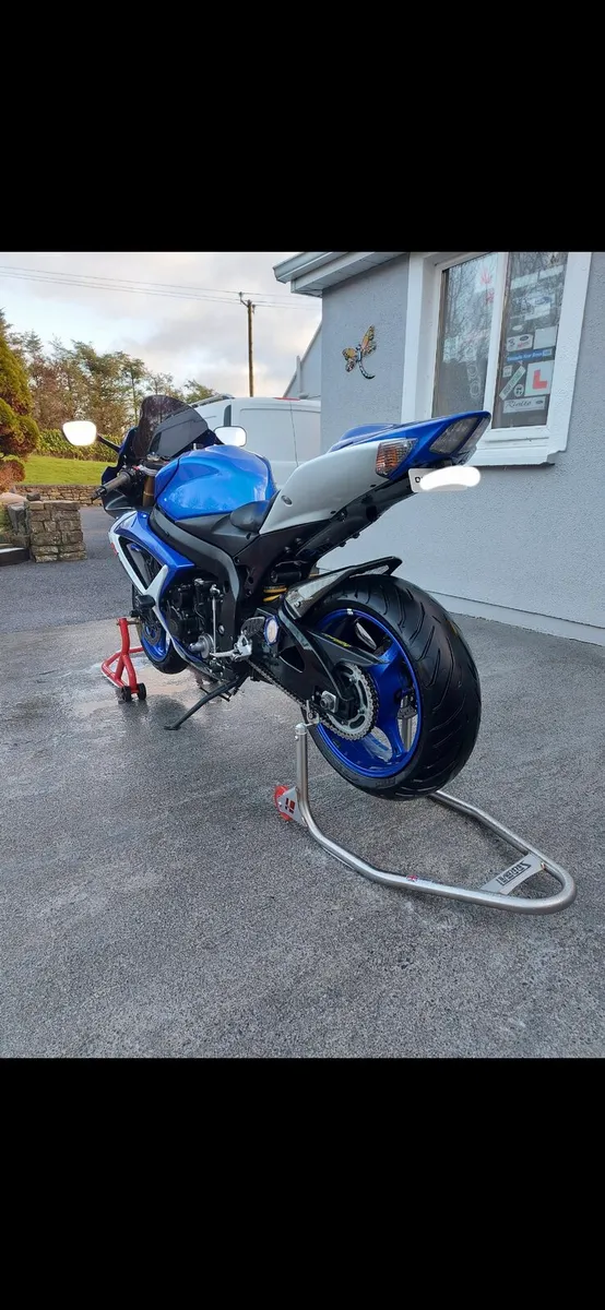 Suzuki K7 GSXR - Image 4