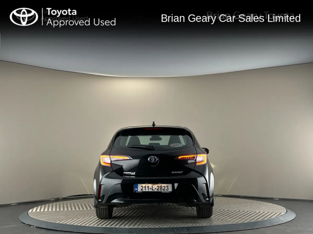 Toyota Corolla HYBRID LUNA H/B - Image 4