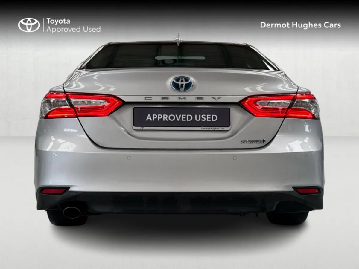 Toyota Camry CAMRY HYBRID PLATINUM - Image 4
