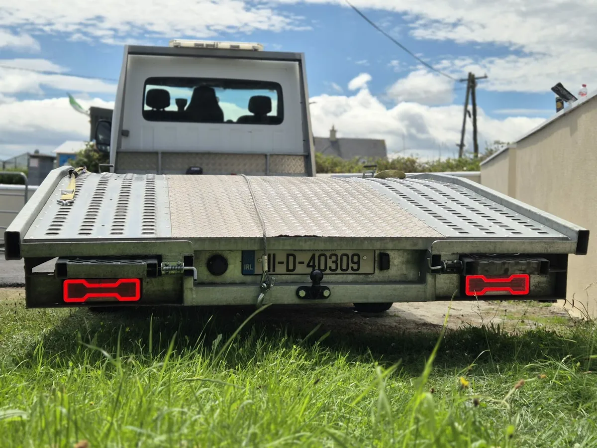 24/7 Recovery & Towing service - Image 1