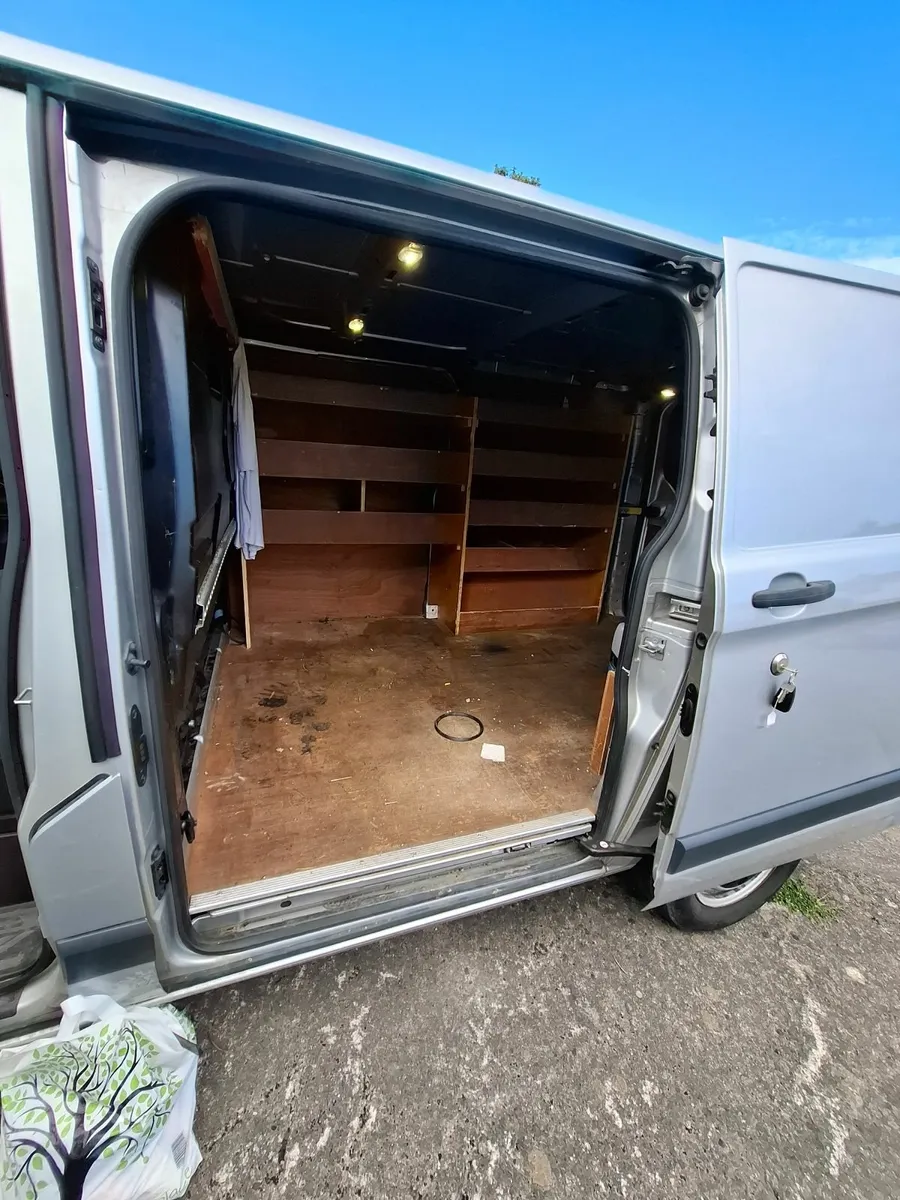 Ford Transit  custom 2018 - Image 3