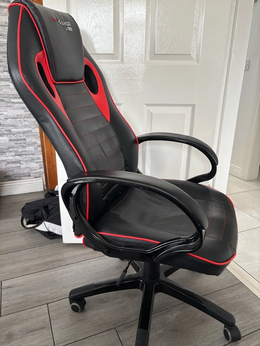 Gaming Chair - Image 2