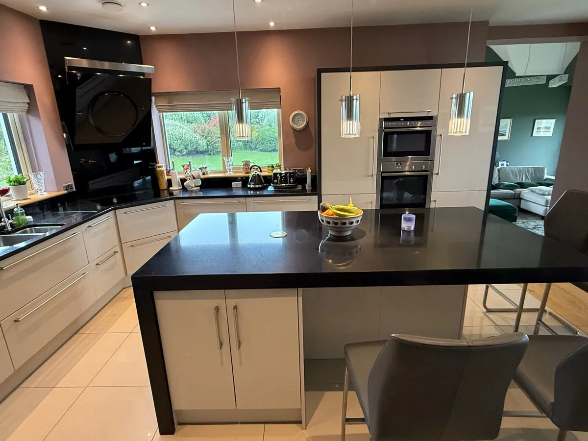 Full kitchen, utility room units & island lights - Image 1