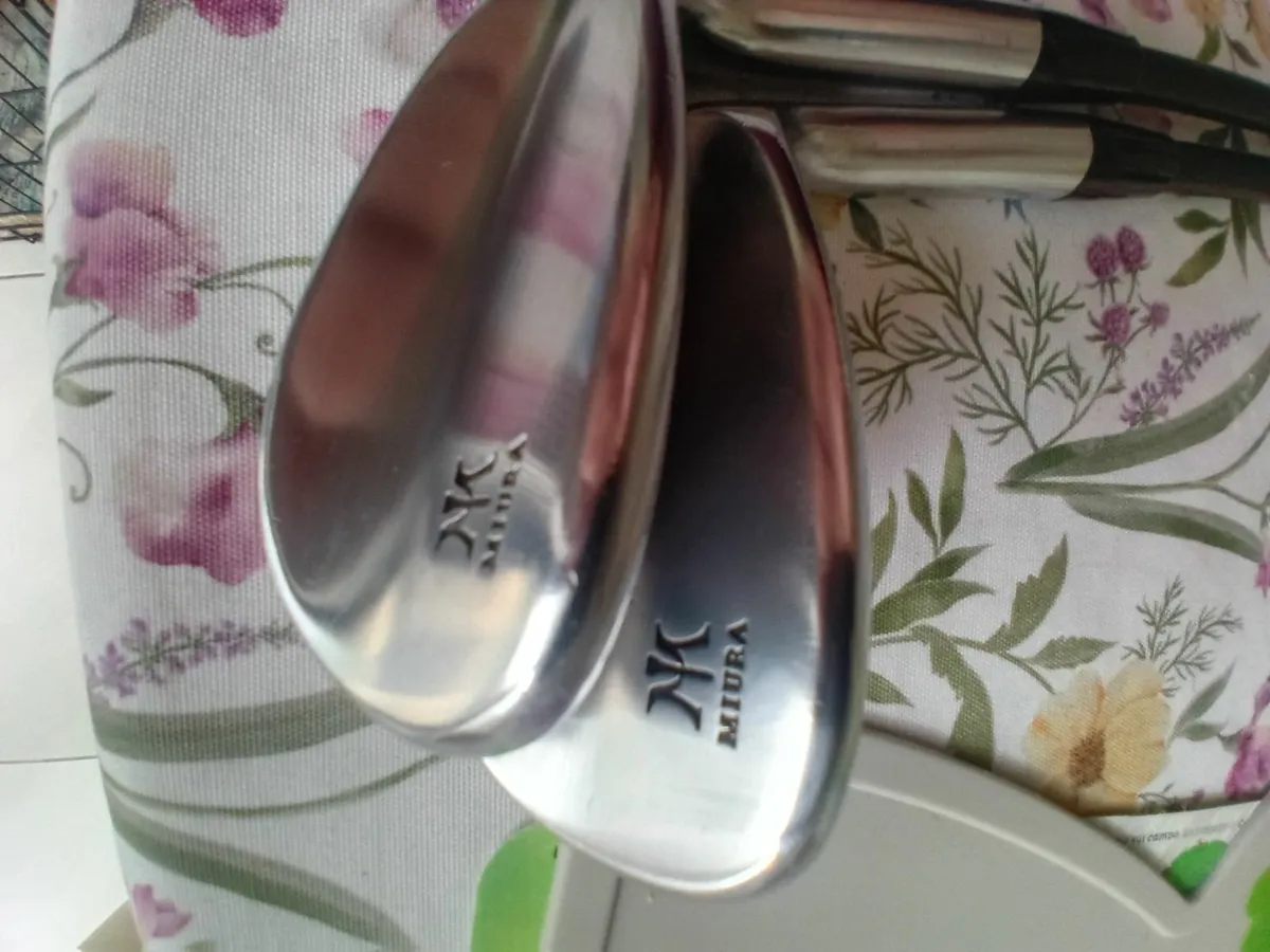 MIURA WEDGES - Image 1