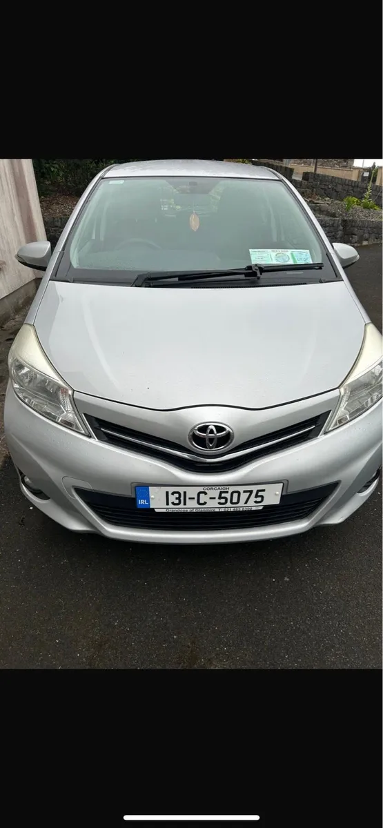 Toyota Yaris 2013 - Image 3