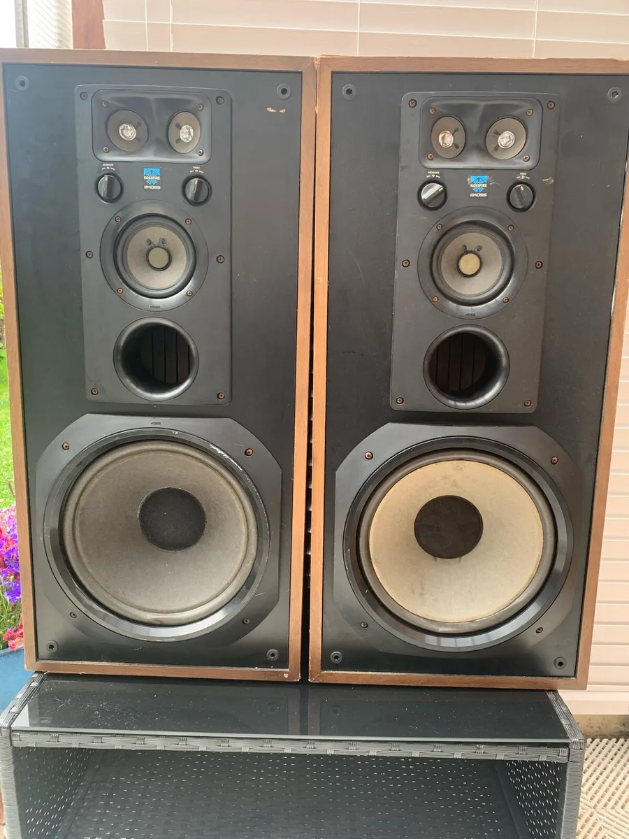 speakers - Image 1