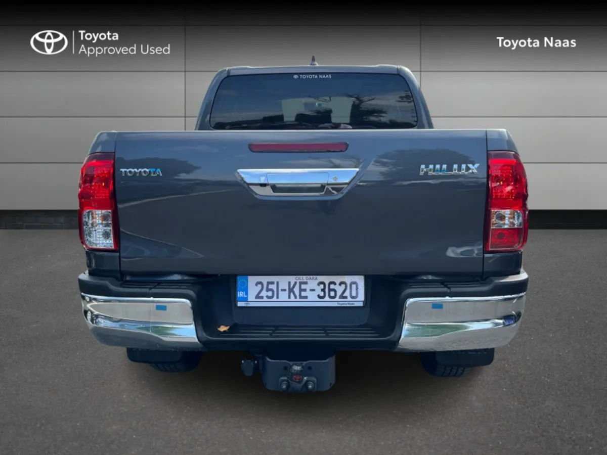 Toyota Hilux HILUX 2.4 SR5 D/CAB AUTO - Image 4