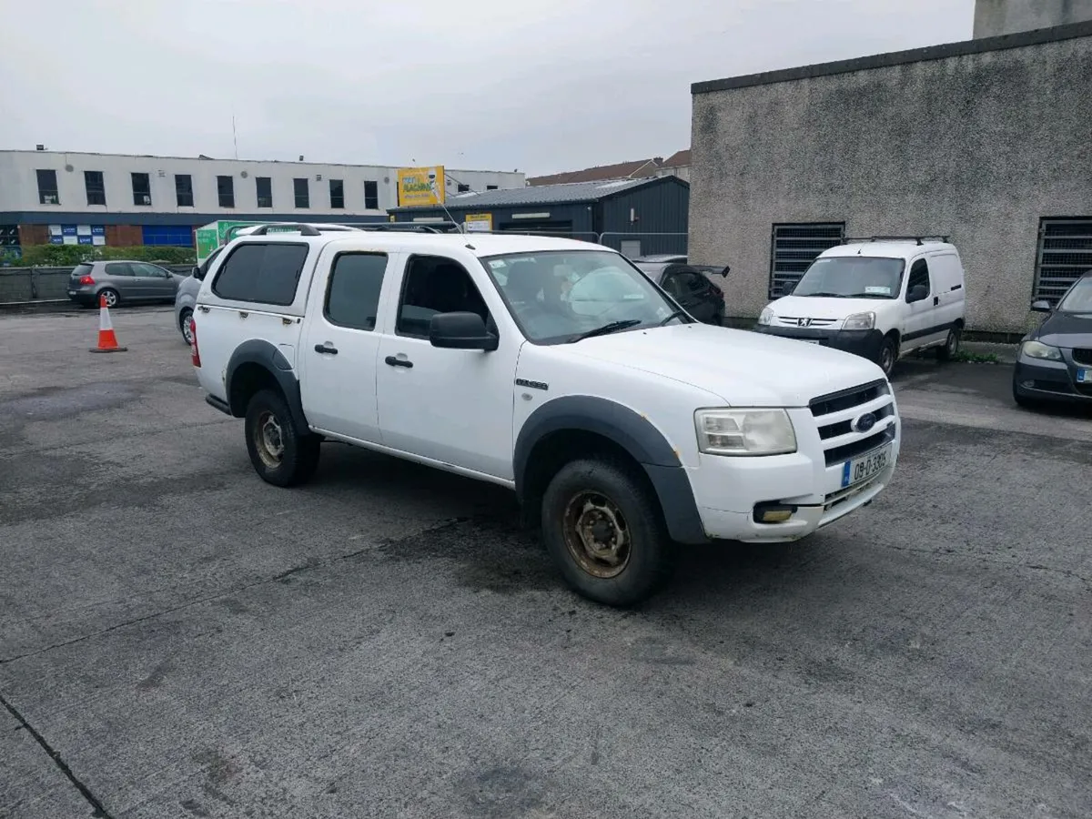 09 Four rangers - Image 1