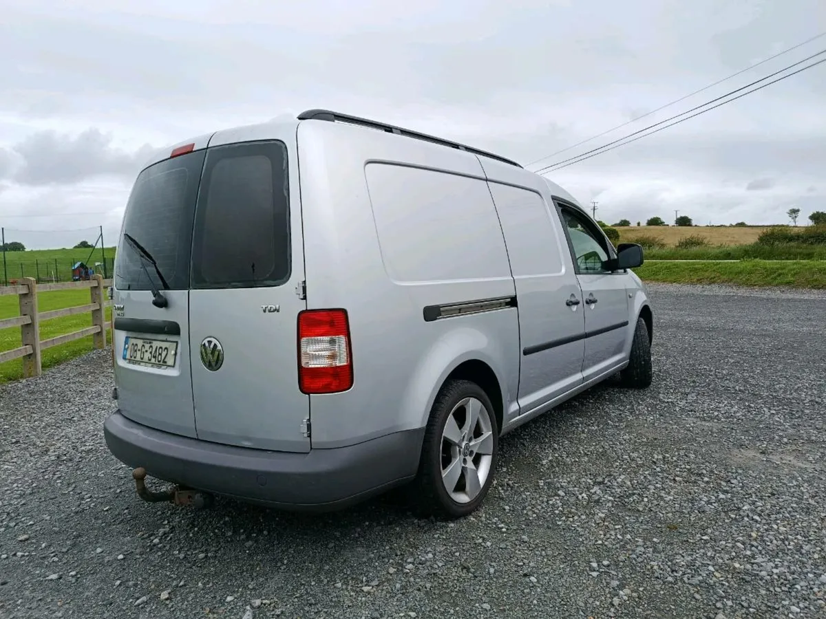 VW Caddy Maxi 08 - Image 3