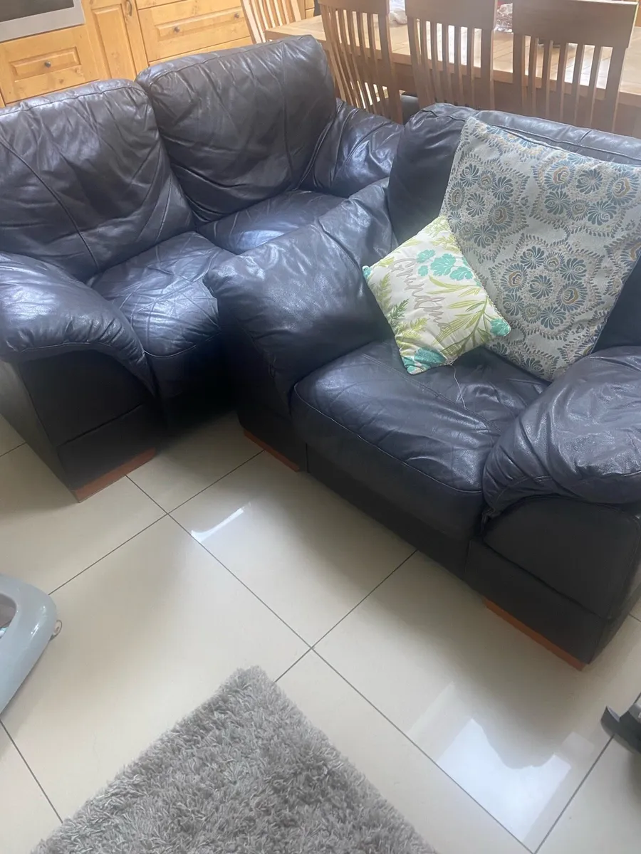 Leather furniture sofa set - Image 1