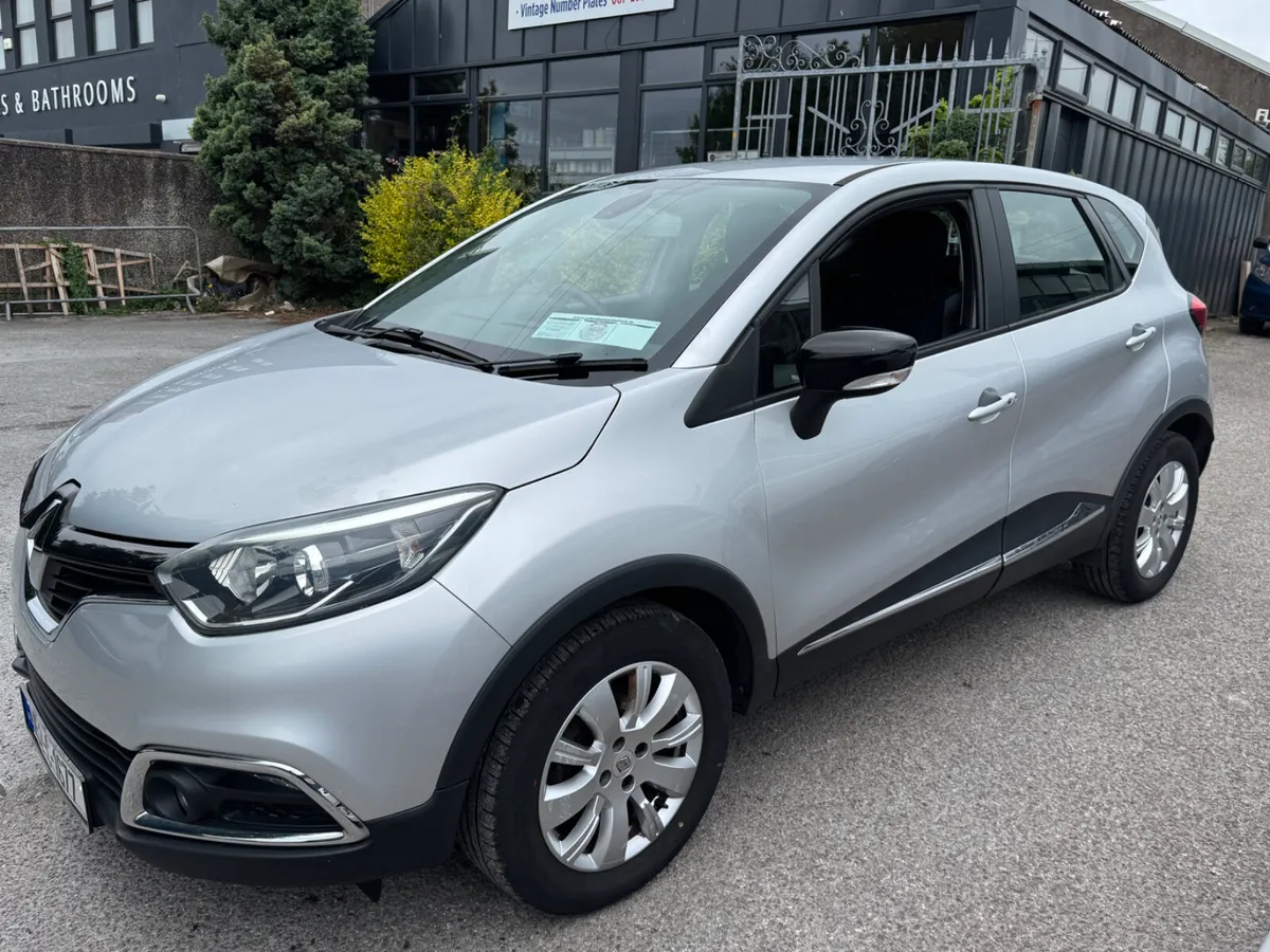 Renault Captur Lovely high driving position - Image 4