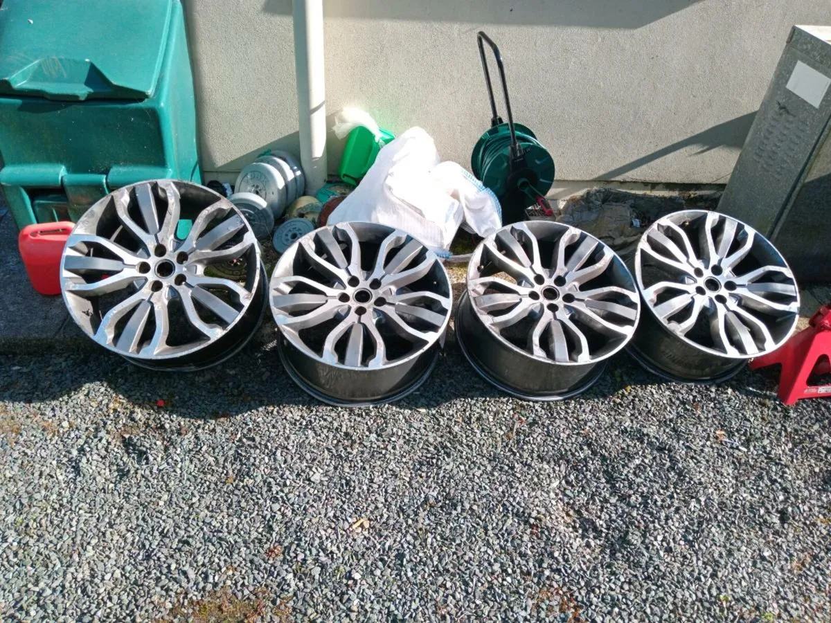 Land rover discovery/range rover 21inch alloys - Image 1