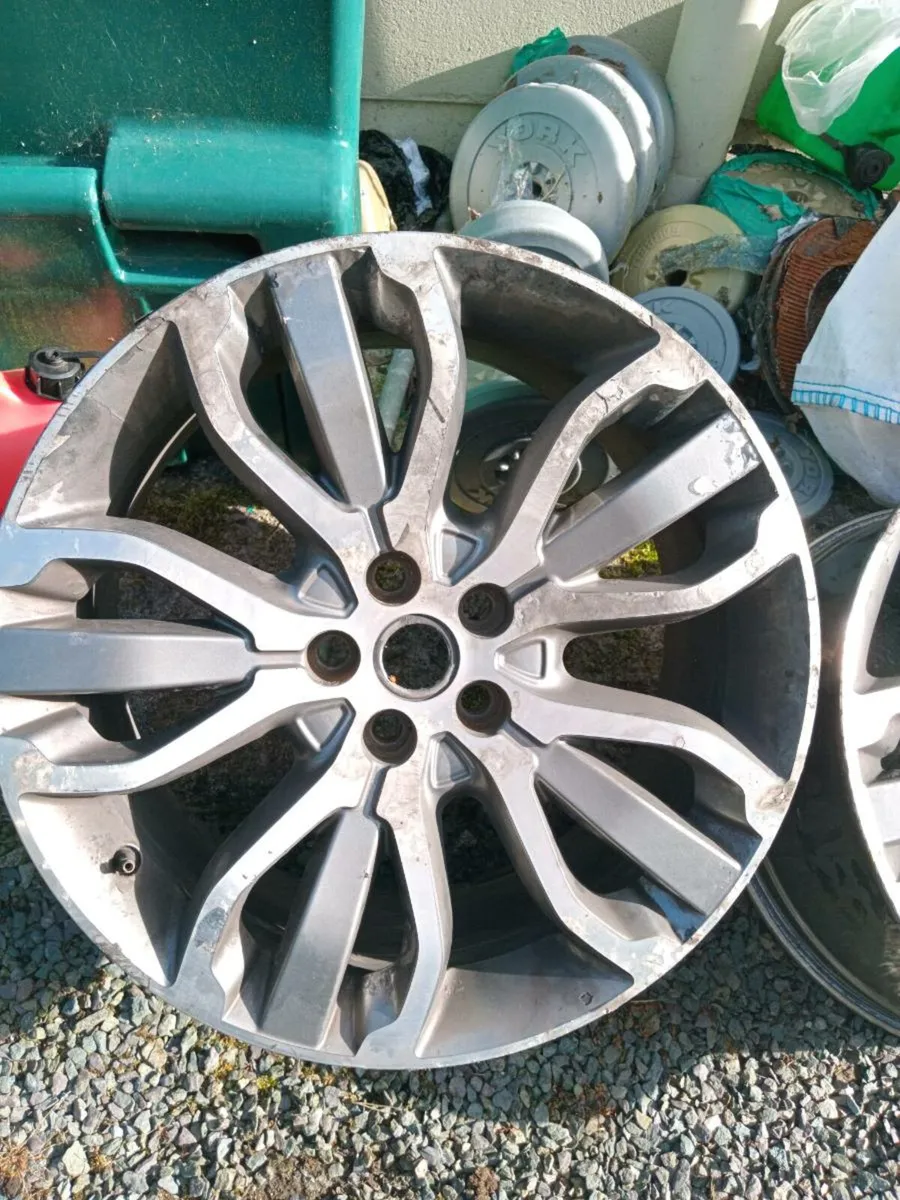 Land rover discovery/range rover 21inch alloys - Image 2