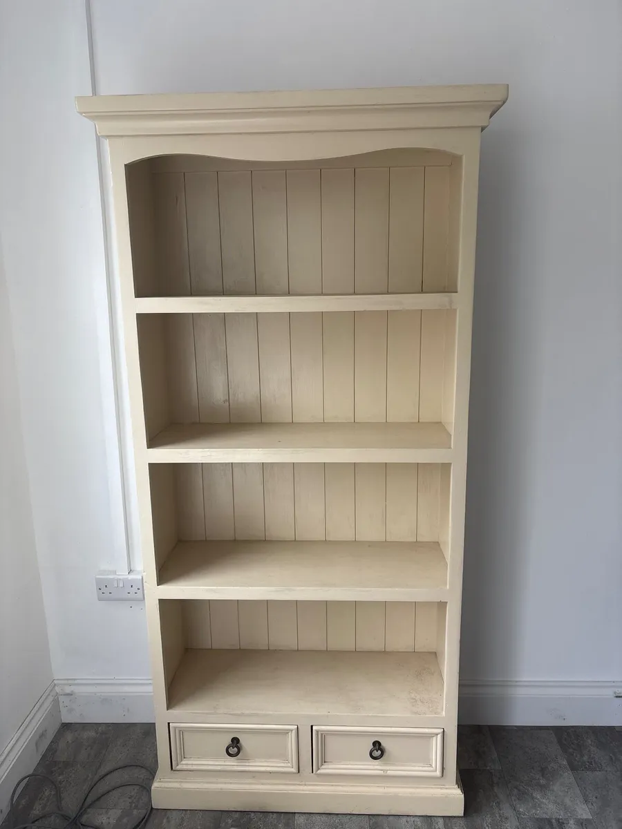 Shelf - Image 1