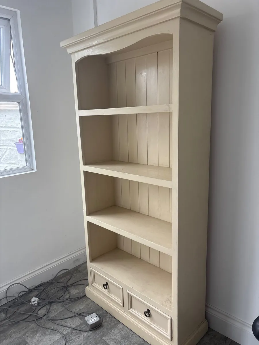 Shelf - Image 3