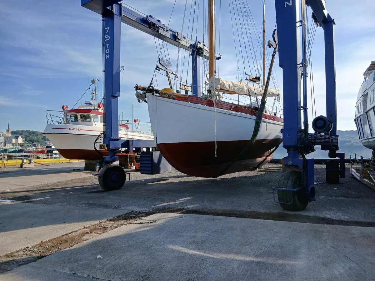 Yacht For Sale - Image 3