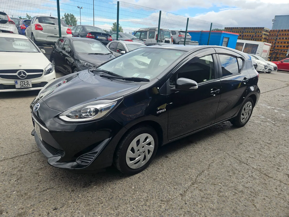 2018 Toyota Aqua Hybrid Automatic - Image 3