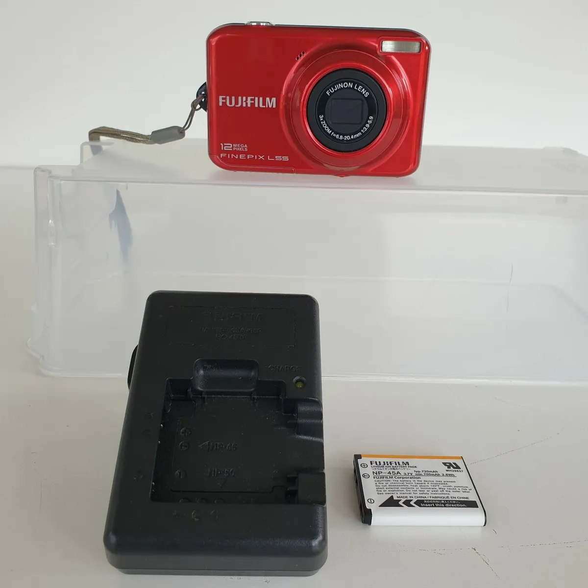 Fujifilm Finepix L55 digital camera 12.0 MP - Image 1