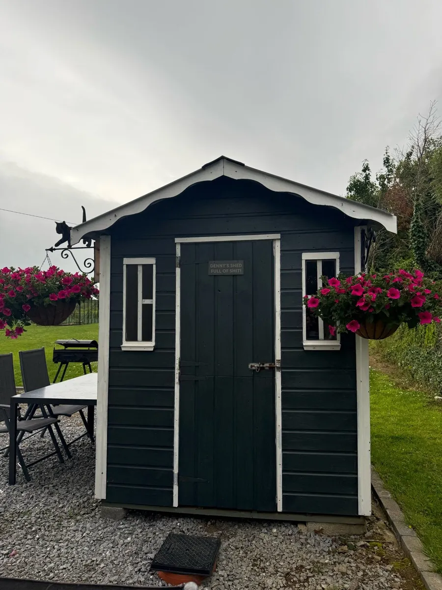 Garden shed 6ft x 8ft - Image 1