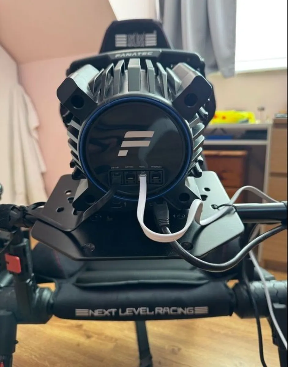 Sim Racing Setup Fanatec - Image 4