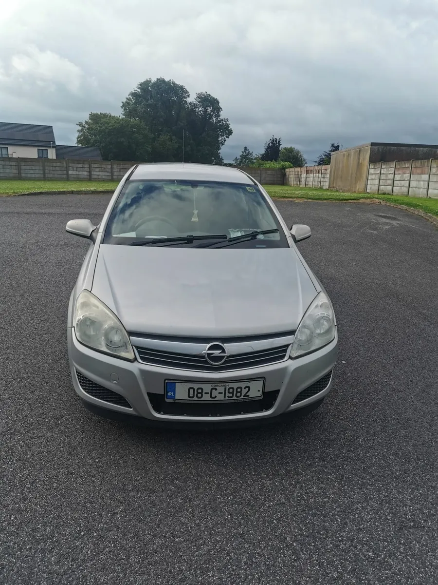 Opel Astra 1.4 petrol nct 5/26 tax 7/25 - Image 3