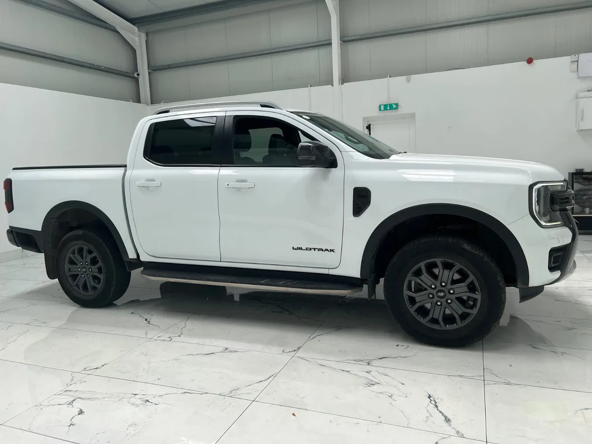 232 Ford Ranger 2.0 EBL 4WD WTRK C/CAB - Image 3