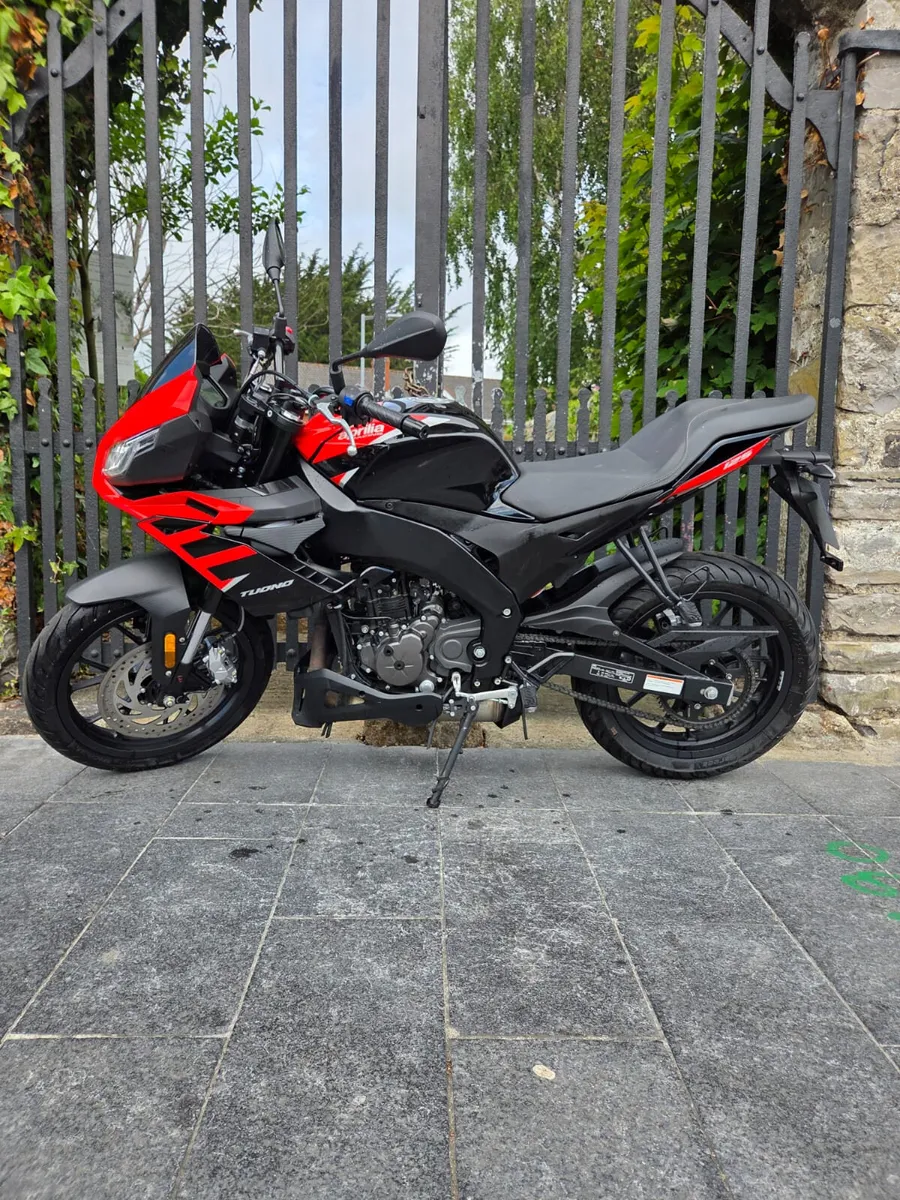 2023 APRILIA TUONO 125 MOTO4U - Image 3