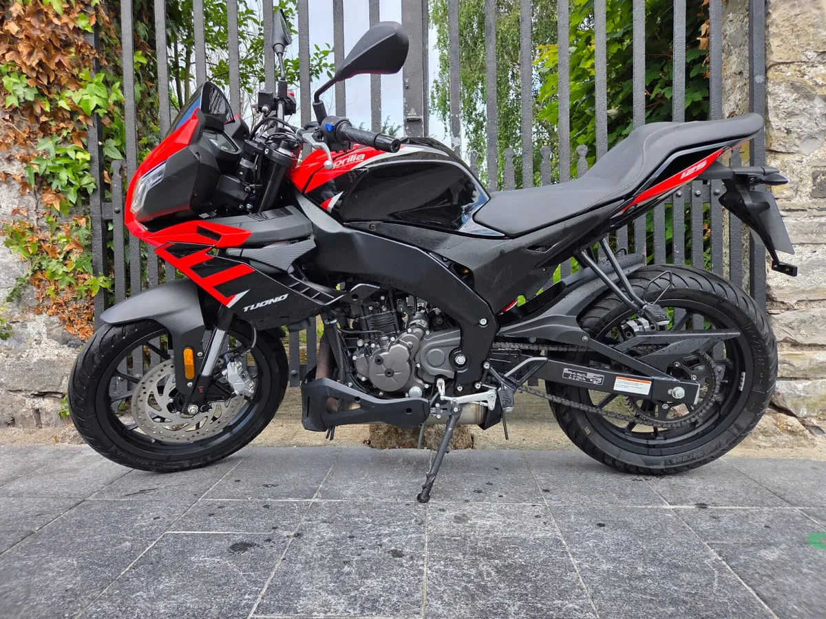 2023 APRILIA TUONO 125 MOTO4U - Image 1