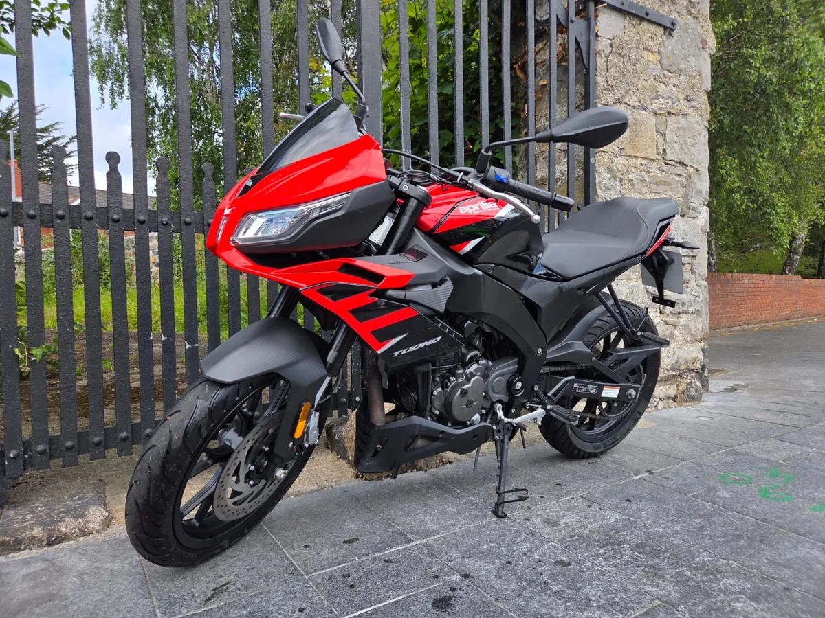 2023 APRILIA TUONO 125 MOTO4U - Image 2