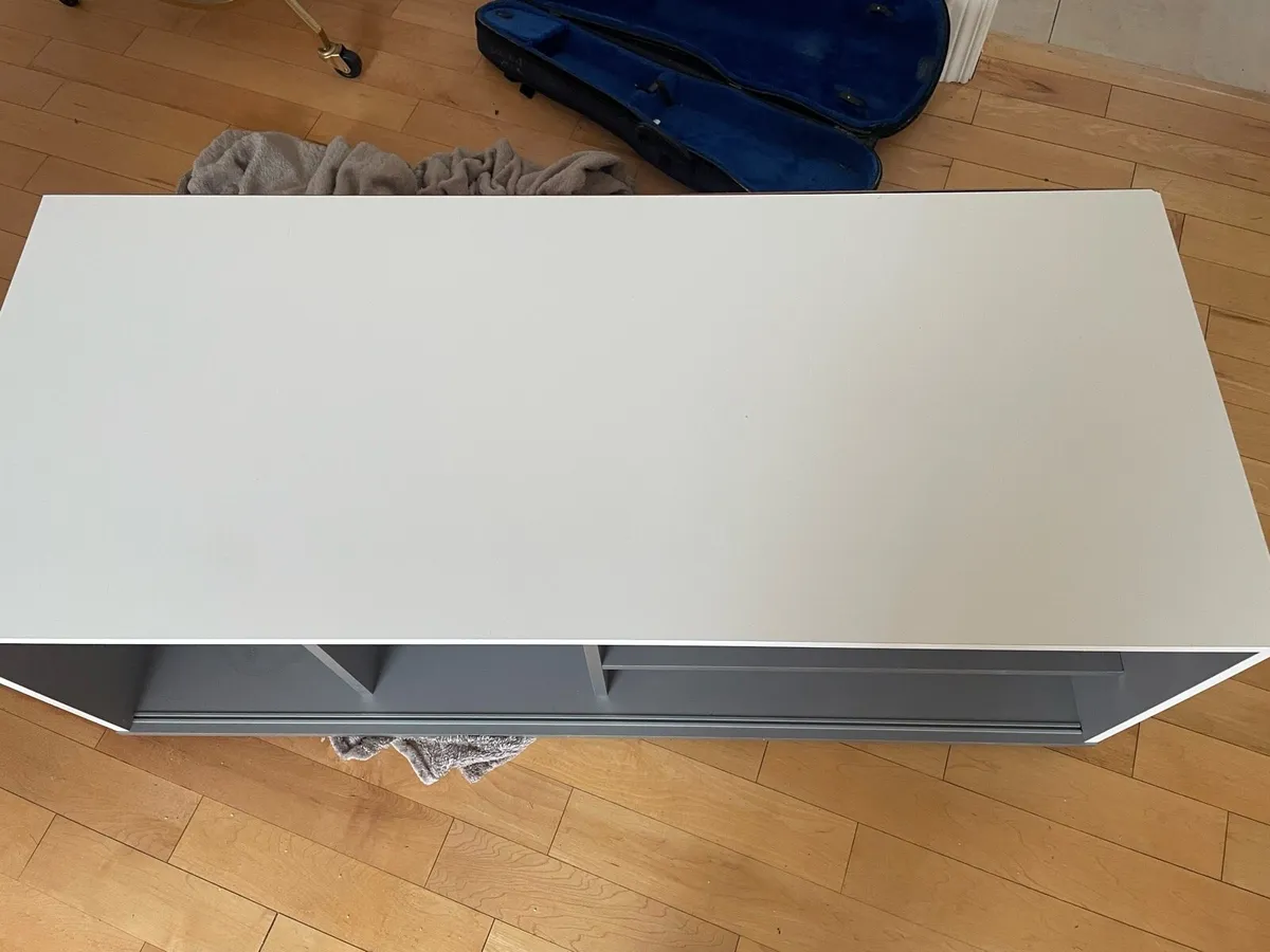 TV  Unit - Image 1