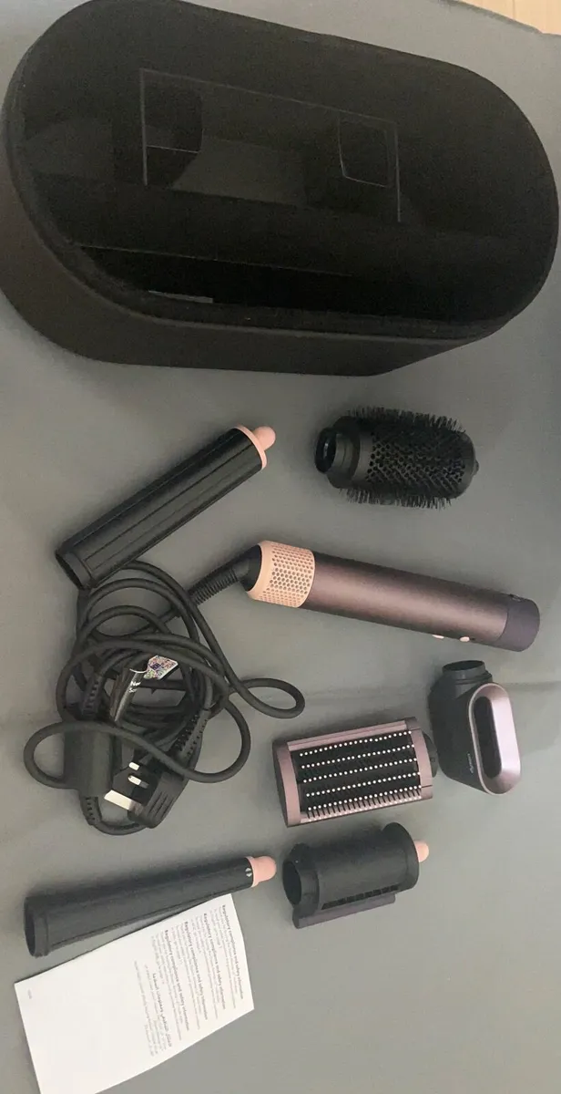 Dyson airwrap - Image 1