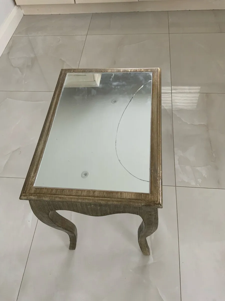 Side table - Image 1