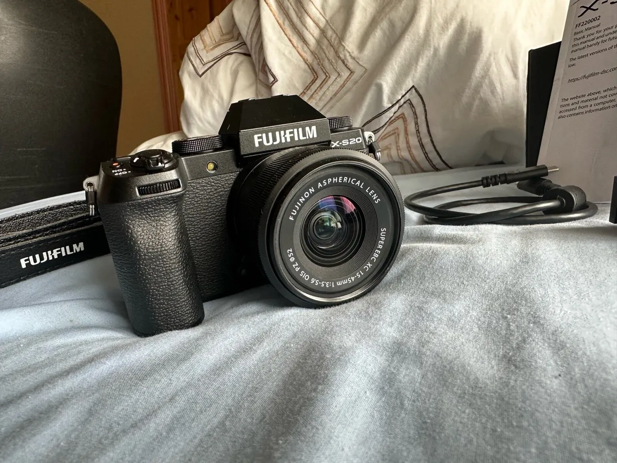 Fujifilm X-S20 with kit lens - Image 1