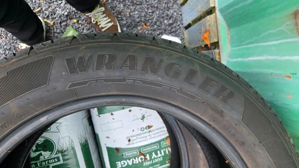 Goodyear Wrangler 255/55r20 - Image 3
